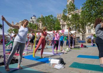 La plaza de la Reina de Valencia acoge este domingo la gran fiesta gratuita del deporte femenino