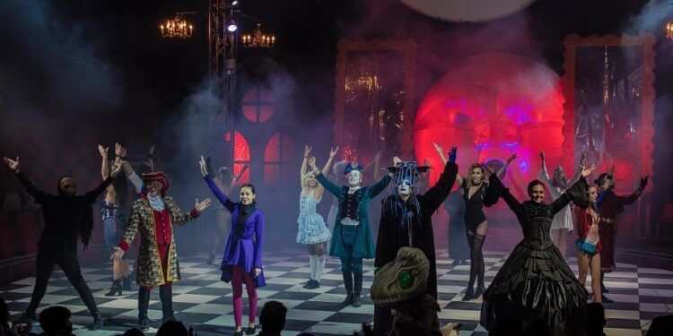 El Circo Encantado llega a Valencia con un espectáculo circense terroríficamente divertido