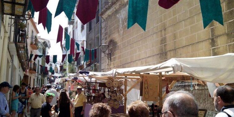 Jérica celebra este fin de semana su gran mercado medieval por las calles del casco antiguo
