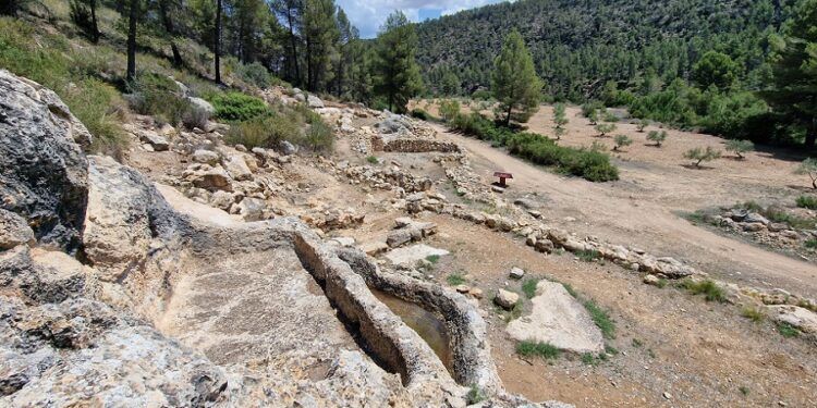 Un paseo por la Fuente de los Morenos, la Solana de las Pilillas y el mirador de la Rambla