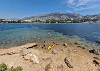 La isla de la Olla, el precioso islote de Altea con aguas cristalinas perfecto para practicar snorkel