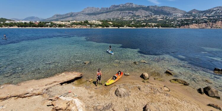 La isla de la Olla, el precioso islote de Altea con aguas cristalinas perfecto para practicar snorkel
