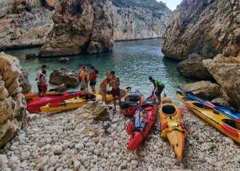 La ruta en kayak más bonita de la Comunitat Valenciana está en Xàbia