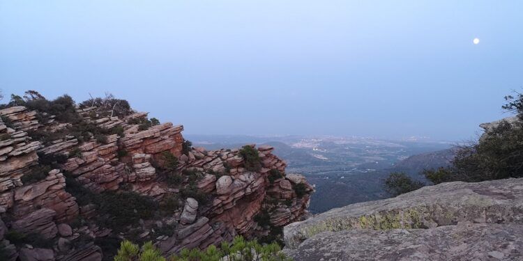 El Garbí desde Beselga, una bella ruta que incluye un castillo o el regreso por la Senda Vella