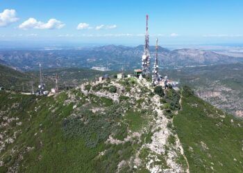 Al Cim del Mondúver desde la Drova, una «sencilla» ruta por el Camí del Mondúver