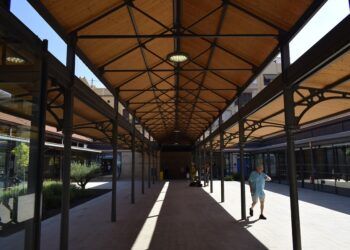 El Mercado del Grao de Valencia reabre tras estar 5 años cerrado y abrirá también por las tardes