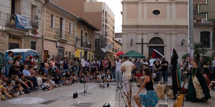 El festival conFusión regresa al barrio de Benimaclet con más de 100 actividades artísticas gratuitas