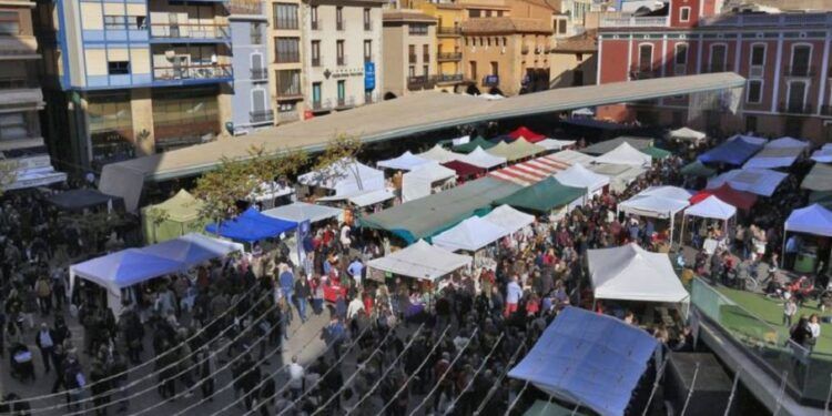 La gran Fira de Santa Caterina de Vila-real contará este domingo con 230 puestos de venta