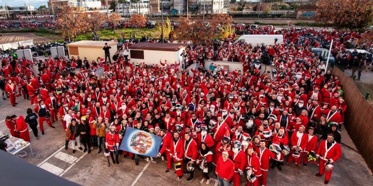La Papanoelada Motera Solidaria vuelve esta Navidad a Valencia con miles de moteros