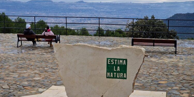 El Maigmó desde el Balcón de Alicante, una «sencilla» ruta para disfrutar de unas vistas únicas
