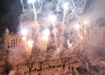 Calendario de mascletaes nocturnas de las Fallas 2024 en la plaza del Ayuntamiento de Valencia