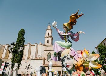 Gandia celebra su gran fiesta de las fallas tras la declaración de Fiesta de Interés Turístico Nacional