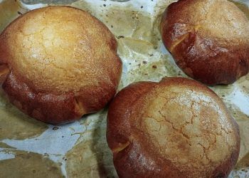 La Reganyà, un dulce tradicional de Alzira que combina la mona de pascua y la calabaza asada