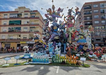 Premios Fallas 2024: listado completo con todos los premios de las fallas de Valencia por secciones