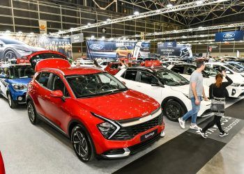 Feria Valencia celebra la Feria del Vehículo de Ocasión y el mayor evento de coches modificados
