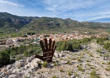 La Ruta de las Enfermedades Raras o de los Miradores del Cerro Juana, un sencillo paseo en Chera