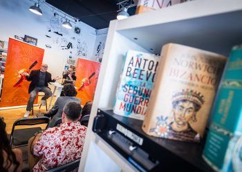 Valencia se convierte en el epicentro mundial de la literatura y el género negro con VLC Negra