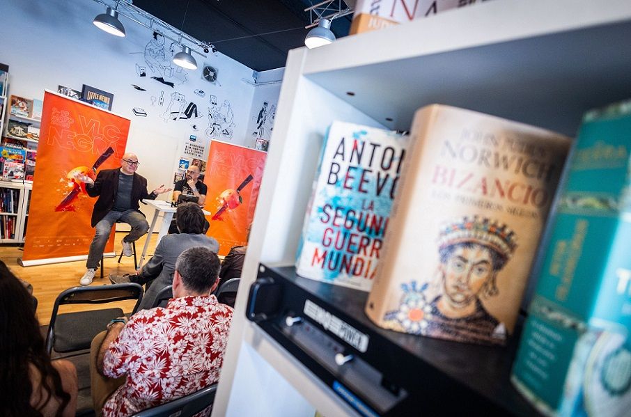 Valencia se convierte en el epicentro mundial de la literatura y el género negro con VLC Negra