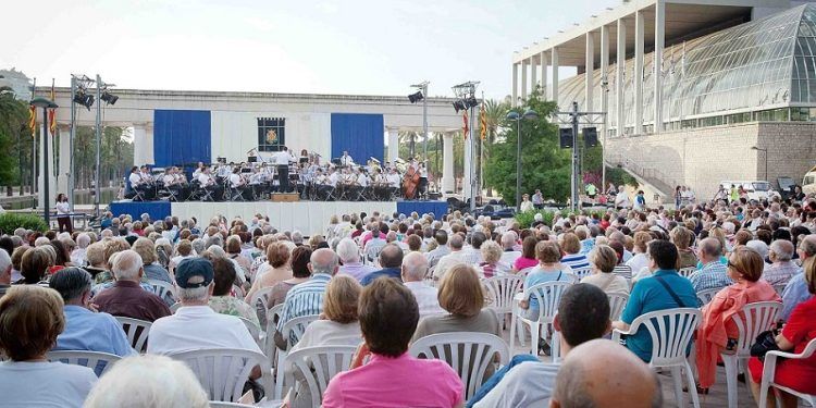 Conciertos gratuitos de la Banda Sinfónica Municipal de Valencia en los Jardines del Palau