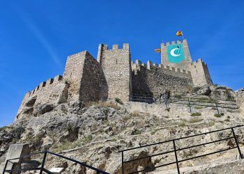 El Castillo de Banyeres de Mariola, la gran fortaleza banyerina que preside la población