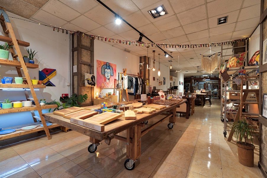 Ruzafa abre las puertas de sus estudios, talleres y espacios expositivos por el festival Russafart
