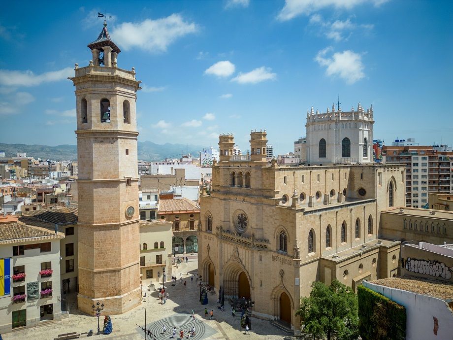 Un viaje en el tiempo a través de las joyas arquitectónicas del centro de la ciudad de Castellón