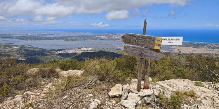 El Coll de l´Infern y la Mitja Ratlla desde el Pla del Barber, una bella ruta en la provincia de Valencia