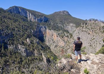 El Cinglo de los Castillejos, una senda en Montanejos que conduce a un espectacular mirador