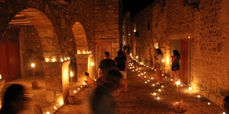 Más de 5000 velas iluminarán el precioso casco histórico de Culla este próximo sábado