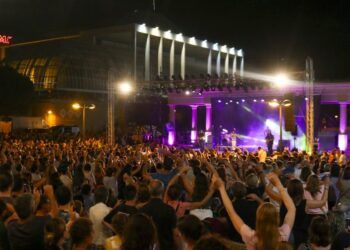 Llega la Gran Nit de Juliol a Valencia con música, magia, pólvora, circo, folklore y museos abiertos
