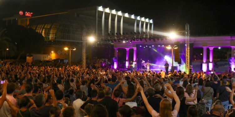 Llega la Gran Nit de Juliol a Valencia con música, magia, pólvora, circo, folklore y museos abiertos