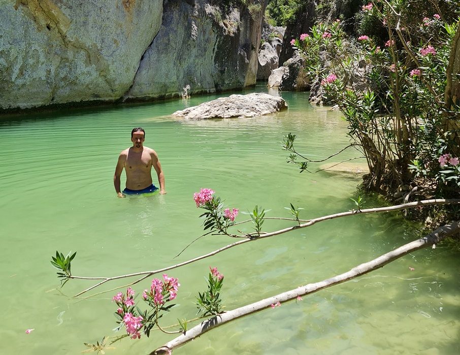 Piscinas naturales en Alicante, guía con las mejores zonas de baño en la provincia