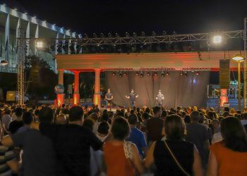Monólogos y espectáculos de magia gratuitos al aire libre en julio en la ciudad de Valencia
