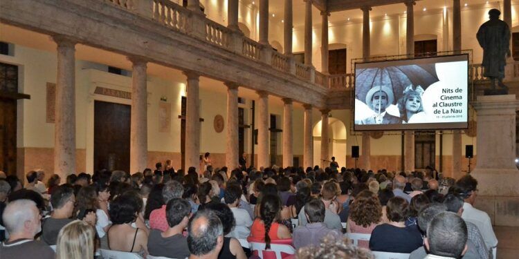 El cine gratuito vuelve al Centre Cultural La Nau de Valencia con el ciclo Nits de Cinema 2024