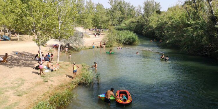 Los mejores rincones del río Turia para bañarse en la provincia de Valencia