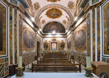 La Capilla de la Comunión de la Iglesia Parroquial de Bocairent, la «capilla sixtina de la Mariola»