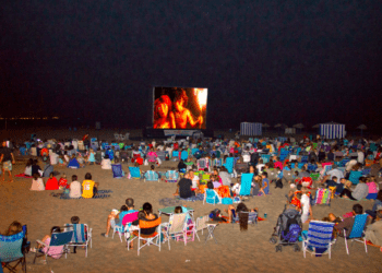 Este es todo el cine gratuito que habrá este mes de agosto en la provincia de Valencia