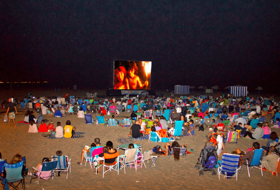 Este es todo el cine gratuito que habrá este mes de agosto en la provincia de Valencia