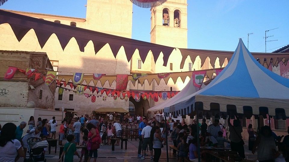 Alaquàs acoge una nueva edición de su mercado medieval para dar la bienvenida a las fiestas