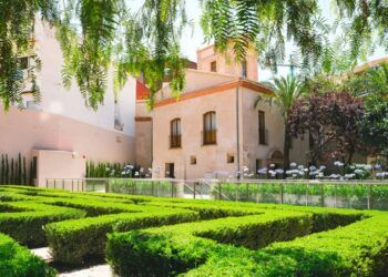 Conciertos gratuitos de sociedades musicales valencianas en la preciosa Alquería Julià de Valencia