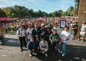 Valencia hace historia al establecer el récord del mundo de almuerzo colectivo