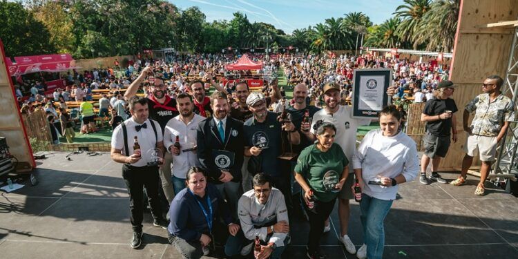 Valencia hace historia al establecer el récord del mundo de almuerzo colectivo