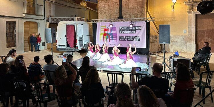 Valencia planifica para otoño más de 50 actividades culturales gratuitas al aire libre en las pedanías