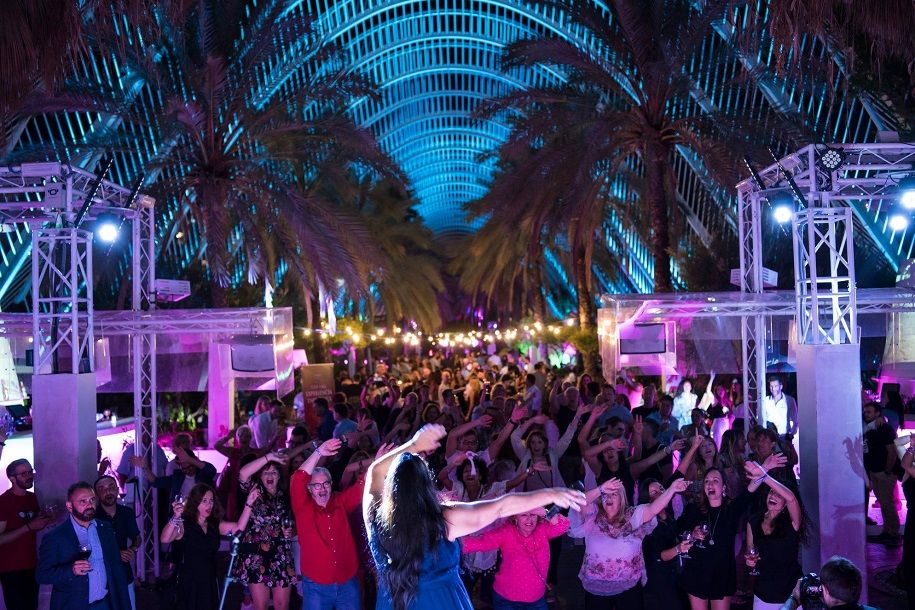 Noche de vino y música este jueves en Valencia con bodegas valencianas y gastronomía de la tierra