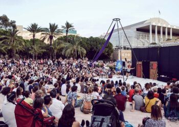 Regresa «ValenCirc», el gran festival de Valencia con espectáculos de circo de calle gratuitos