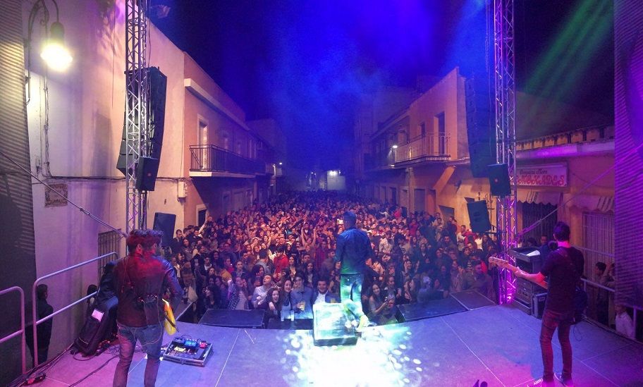 Orquestas, tributos, discomóviles y conciertos gratis inundan pueblos de Valencia en septiembre
