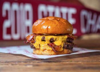 ¿Sabías que la mejor hamburguesa del mundo es valenciana?