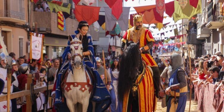 La Pobla de Vallbona acoge el mayor mercado medieval de Valencia con 150 espectáculos gratis