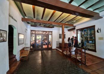 La antigua posada de caballos del s. XVII de Buñol donde se alojó Joaquín Sorolla