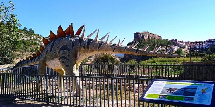 Alpuente vive unas nuevas jornadas de paleontología con diversas actividades gratuitas